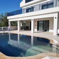 White Deluxe Villa