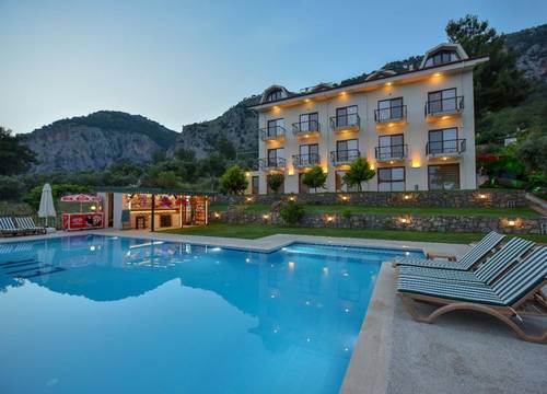 turkiye/mugla/fethiye/in-forest-gocek_f8647a34.jpg