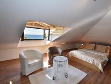 Penthouse Kamer met Zeezicht