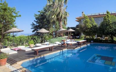 Mandarin & Mango Boutique Hotel · 2