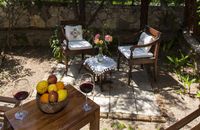 Camera Matrimoniale Deluxe con Giardino Privato e Jacuzzi