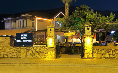 Native Hotel · 2