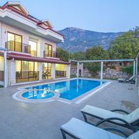 Villa Prestij Makri