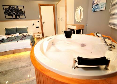 turkiye/mugla/fethiye/villa_nazende_fethiye__senin_villan__fethiye_kiralyk_villalar__kiralyk_villa_fethiye_681e37099530a421ea91caebb6601daa6.jpg