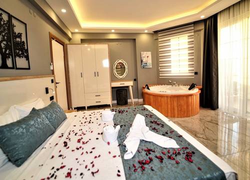 turkiye/mugla/fethiye/villa_nazende_fethiye__senin_villan__fethiye_kiralyk_villalar__kiralyk_villa_fethiye_7fb7d013ac38c4eaba3b241a4203ae56a.jpg