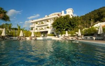Yacht Classic Hotel · 2