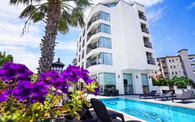 Aurasia Sea Side Hotel · 2