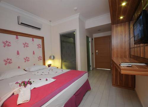 turkiye/mugla/marmaris/cle-beach-boutique-80b0cda1.jpg
