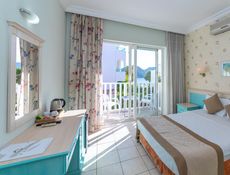 Standard Room - Land View