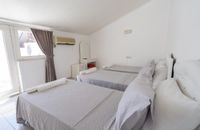 Апартамент Стая - Три единични легла