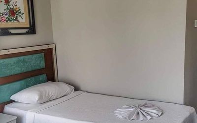 Richard's Place İçmeler · 3
