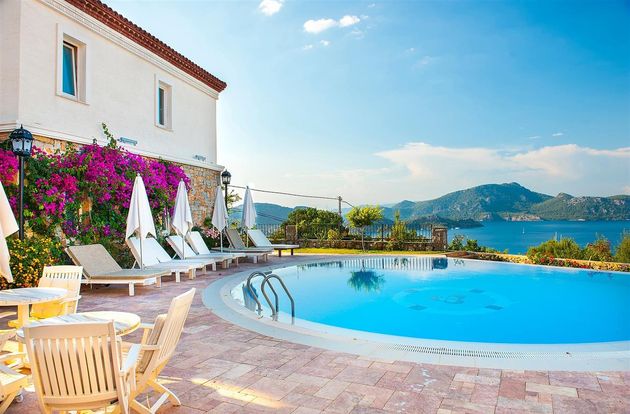 turkiye/mugla/marmaris/swan-lake-27f9320b.png