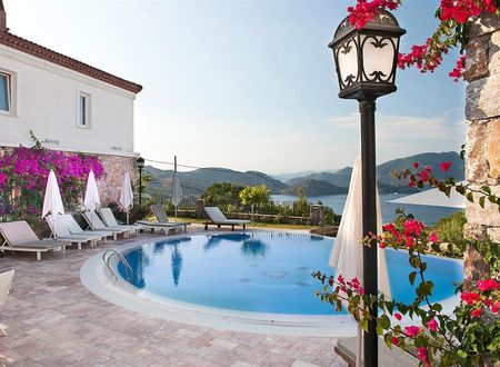 turkiye/mugla/marmaris/swan-lake-34fb6979.png