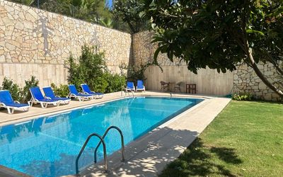 White Suites Icmeler · 4