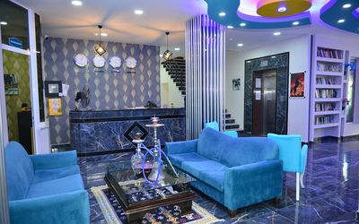 Yade Hotel · 3