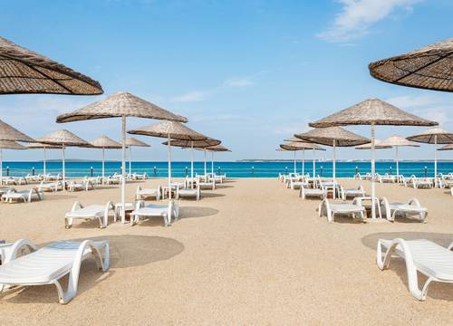 turkiye/mugla/milas/56386_beach_15c766f90816647a49cec6ed42980135c.jpg