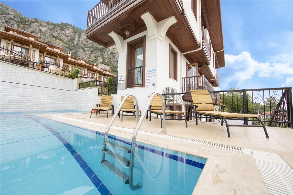 Portofino Apartments