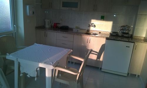 turkiye/mugla/ortaca/isil-suit-1039885184.jpg