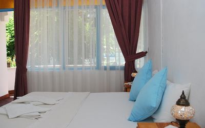 Myra Hotel · 4