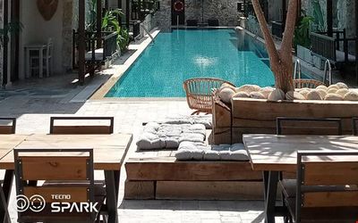 Okapi Suites · 4