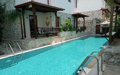 Okapi Suites · 3