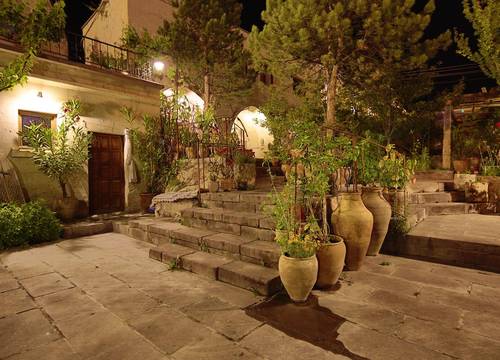 turkiye/nevsehir/goreme/cave-hotel-saksagan_93ee92a6.jpg