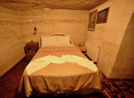 turkiye/nevsehir/goreme/cave-seasons-deluxe-hotel-3aa5d97f.jpg