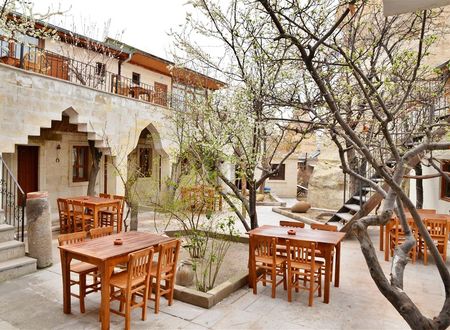 turkiye/nevsehir/goreme/cave-seasons-deluxe-hotel-6db017d7.jpg
