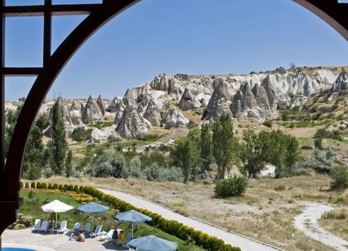 turkiye/nevsehir/goreme/tourist-hotels-resort-cappadocia-602017.jpg