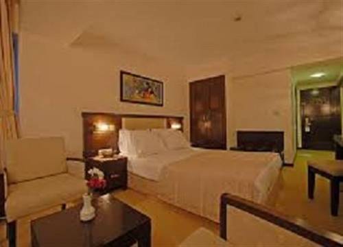 turkiye/nevsehir/goreme/tourist-hotels-resort-cappadocia-765219350.jpg