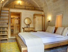 King - Suit Room