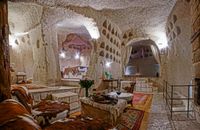 Presidental Cave Suite With Spa Bath