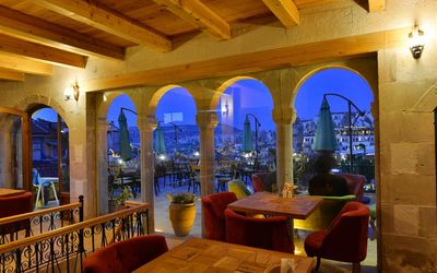 Caftan Cave Suites · 5