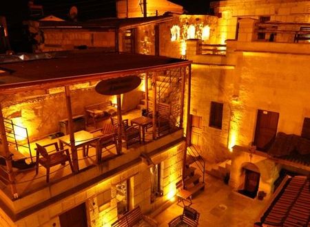 turkiye/nevsehir/kapadokya/cappadocia-balloon-house_99894dd8.jpg