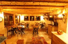 turkiye/nevsehir/kapadokya/cappadocia-balloon-house_f388996e.jpg