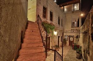turkiye/nevsehir/kapadokya/cappadocia-cave-rooms_77e4f0aa.jpg