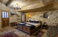 JAKUZİLİ KAYA SUİT ODA 204