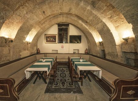 turkiye/nevsehir/kapadokya/cappadocia-palace_e40a44c4.jpg