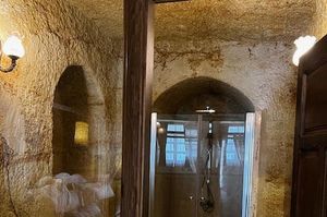 turkiye/nevsehir/kapadokya/chakra-special-caves_c5d321c5.jpg