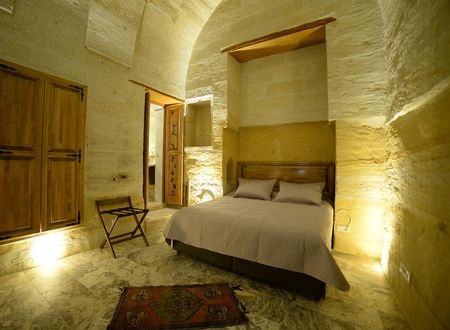 turkiye/nevsehir/kapadokya/crassus-cave-hotel_6d623053.jpg