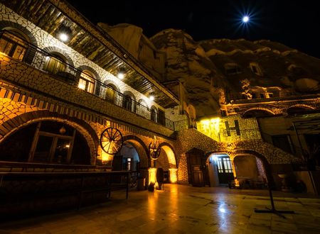 turkiye/nevsehir/kapadokya/sarihan-cave-hotel-8488cbc9.jpg