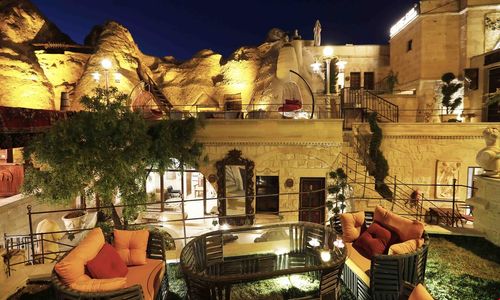 turkiye/nevsehir/kapadokya/selfie-cave-hotels_57df78ba.jpg