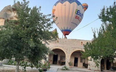 Seven Rock Cave Hotel · 2