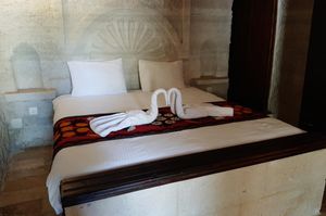 turkiye/nevsehir/kapadokya/seven-rock-cave-hotel_4d66a36b.jpg