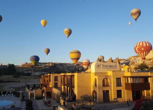 turkiye/nevsehir/kapadokya/tourist-hotels-resort-cappadocia-03bf1b47.jpg