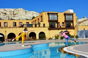 turkiye/nevsehir/kapadokya/tourist-hotels-resort-cappadocia-aa22675e.jpg