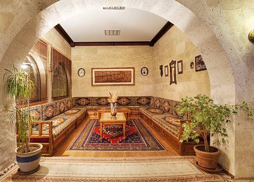 turkiye/nevsehir/kapadokya/uchisar-kaya-hotel-40075b.jpg