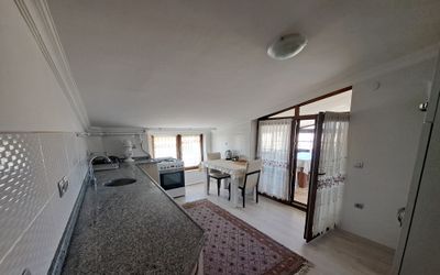 White Angel House · 4