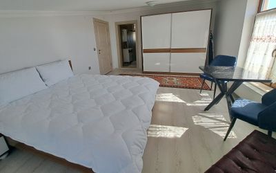 White Angel House · 5