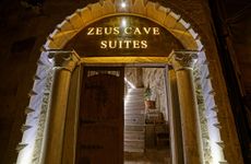 turkiye/nevsehir/kapadokya/zeus-cave-suites_64793d29.jpg